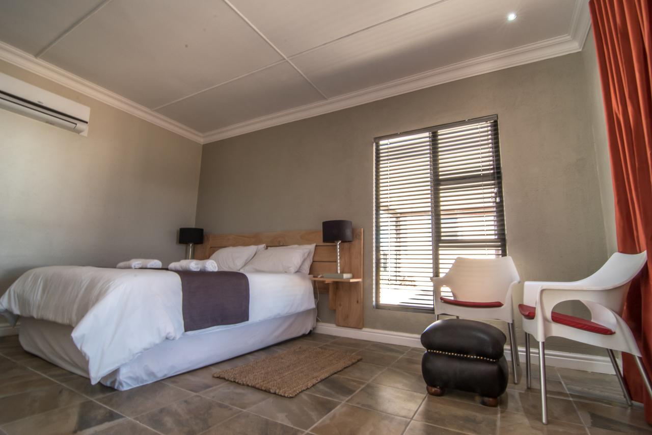 Letsatsi Lodge Vanrhynsdorp Zimmer foto